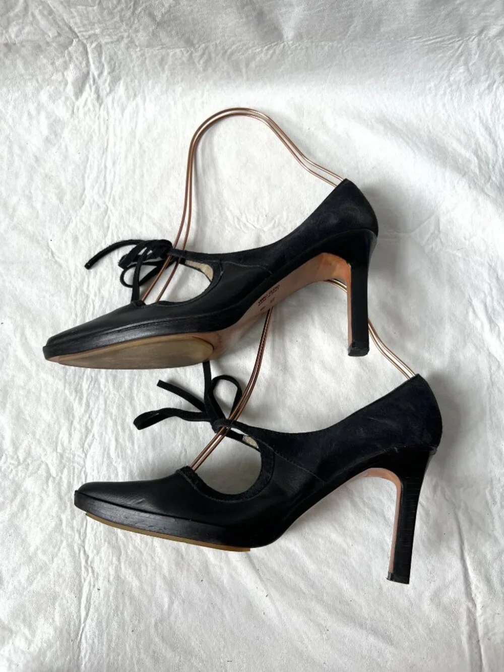 Diana Broussard high heels mary jane black suede leather pointed toe 9.5 pump - Picture 6 of 15